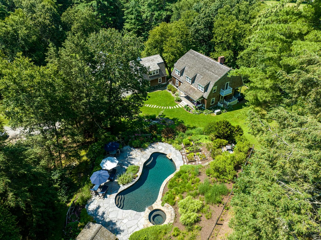 lawn maintenance services racine racine lawn care