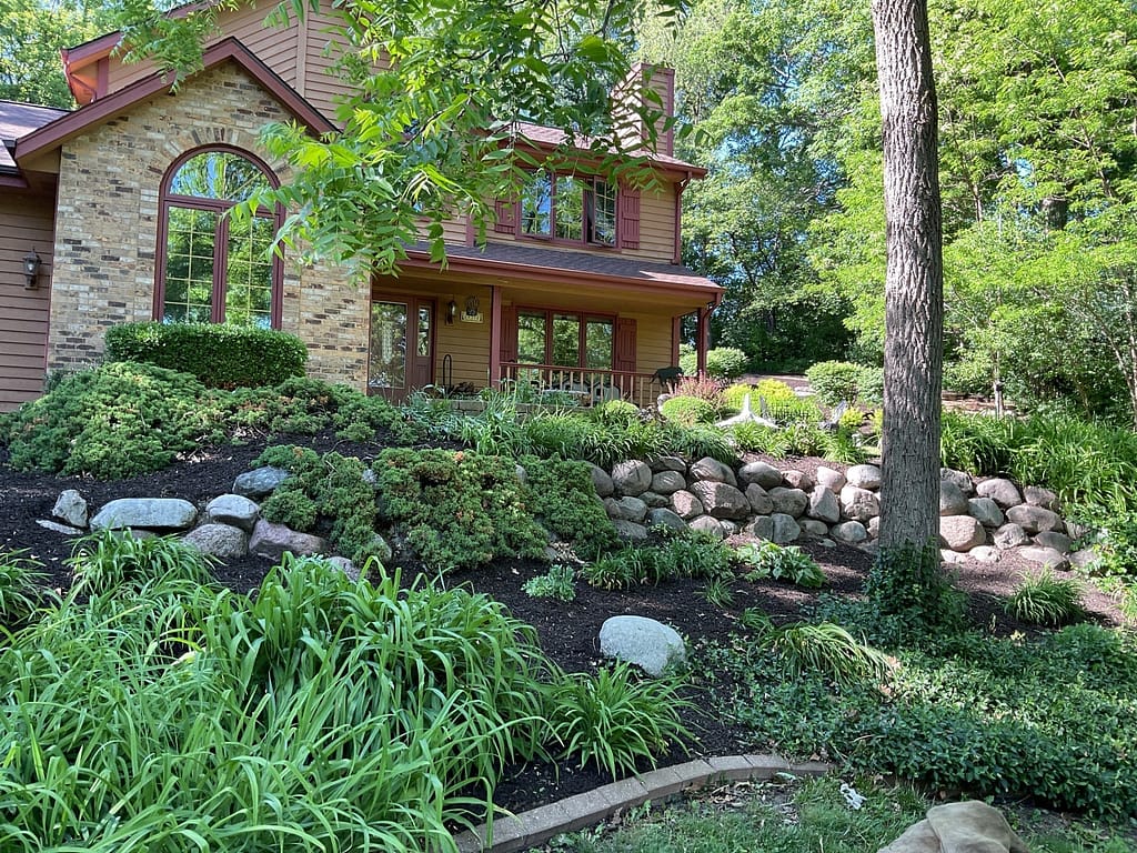 landscape company in racine, lawn care company in racine